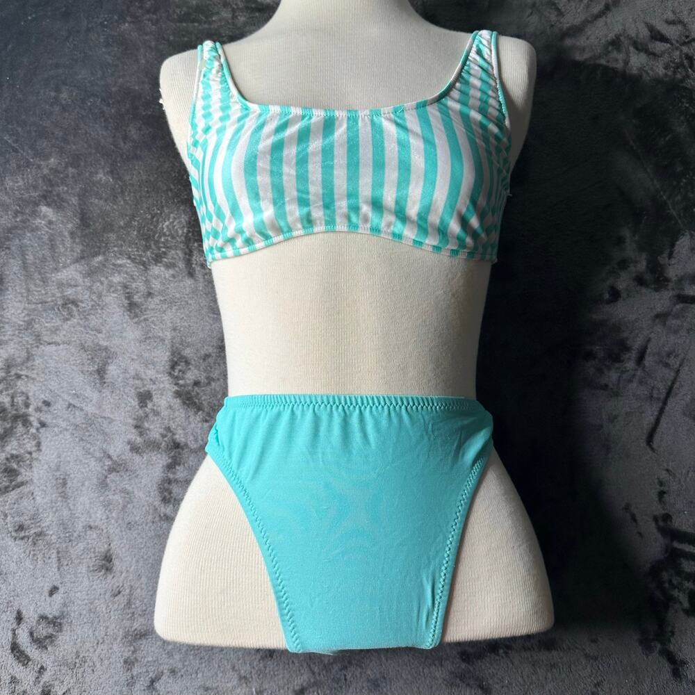 Vintage 80s/90s Bikini Swim Mixed Suit Striped Blue
Women’s Size S/M